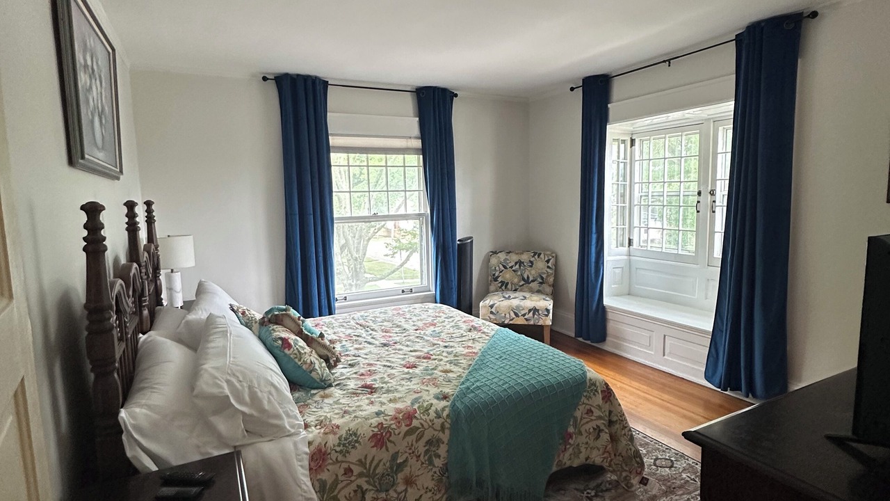 Photo of Bedroom in Cedar Rapids