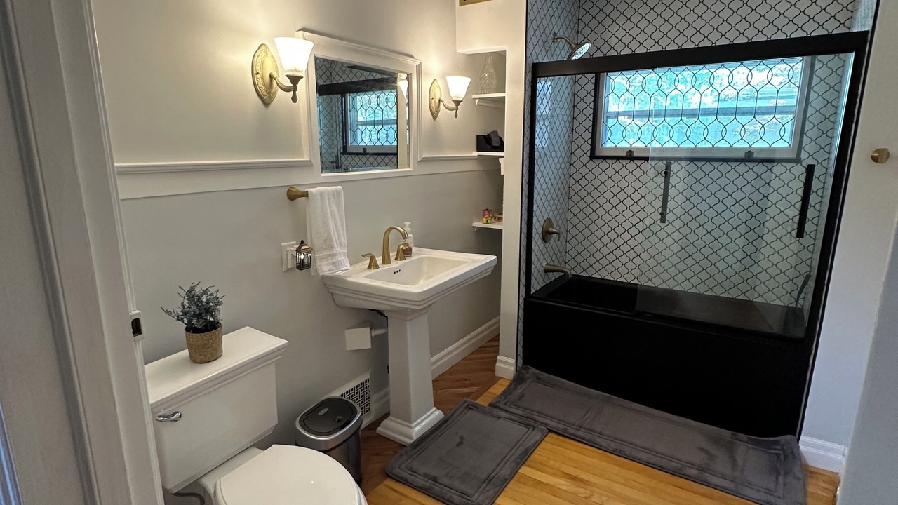 Photo of Bathroom in Cedar Rapids