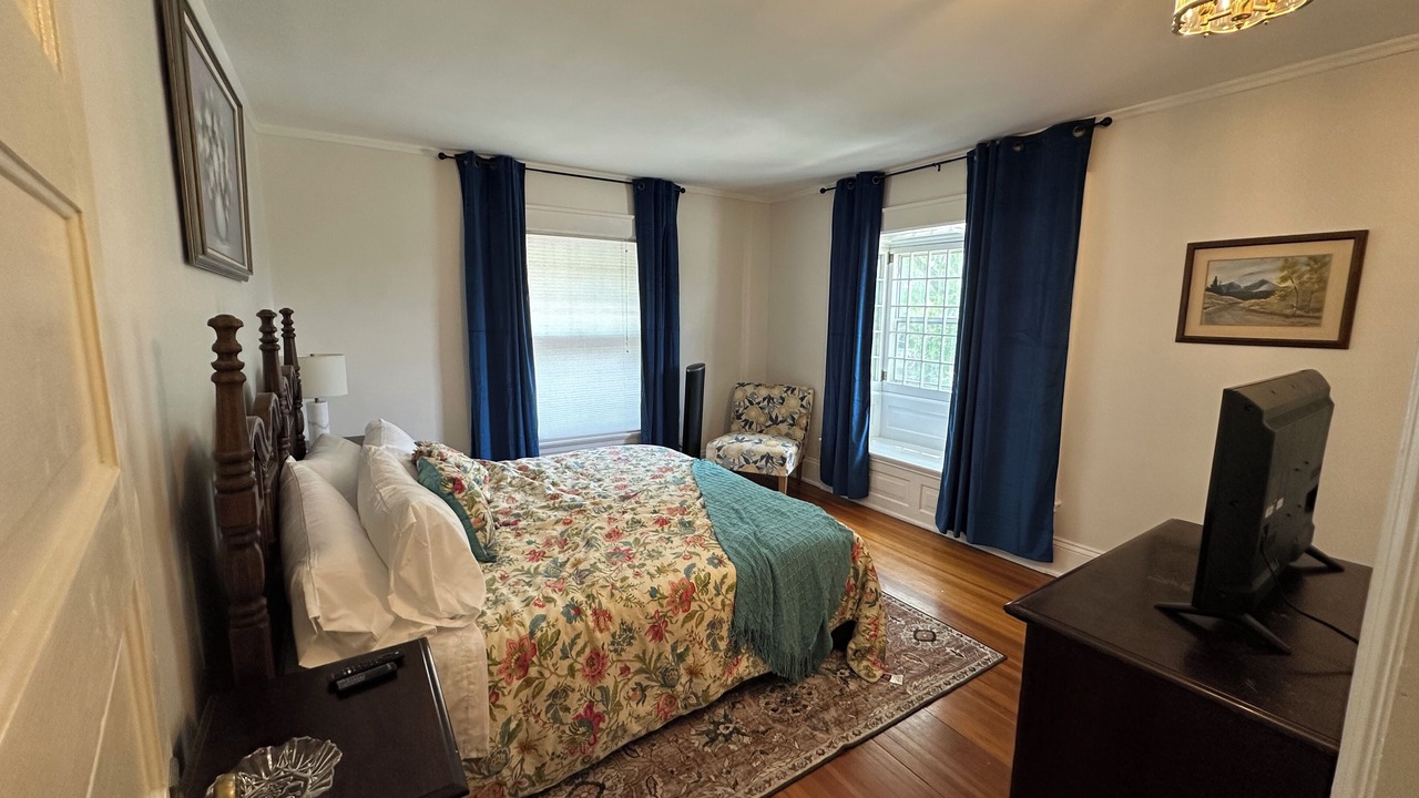 Photo of Bedroom in Cedar Rapids