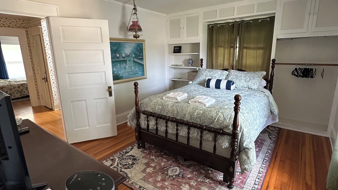 Photo of Bedroom in Cedar Rapids