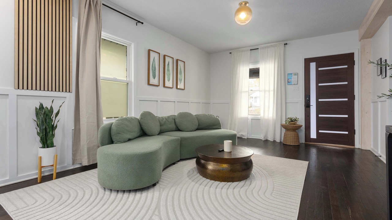 Photo of Livingroom in Rosedale