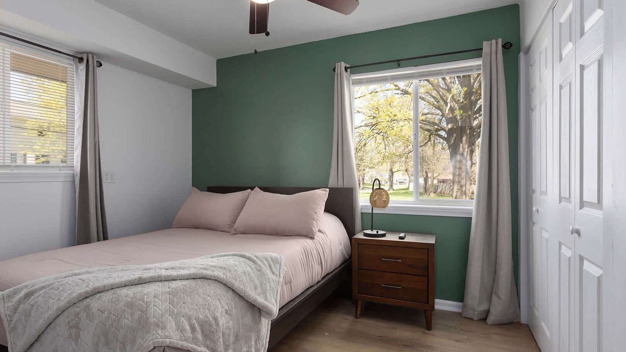 Photo of Bedroom in Lenexa