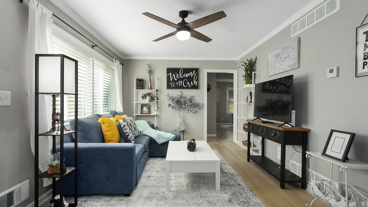 Photo of Livingroom in Rosedale