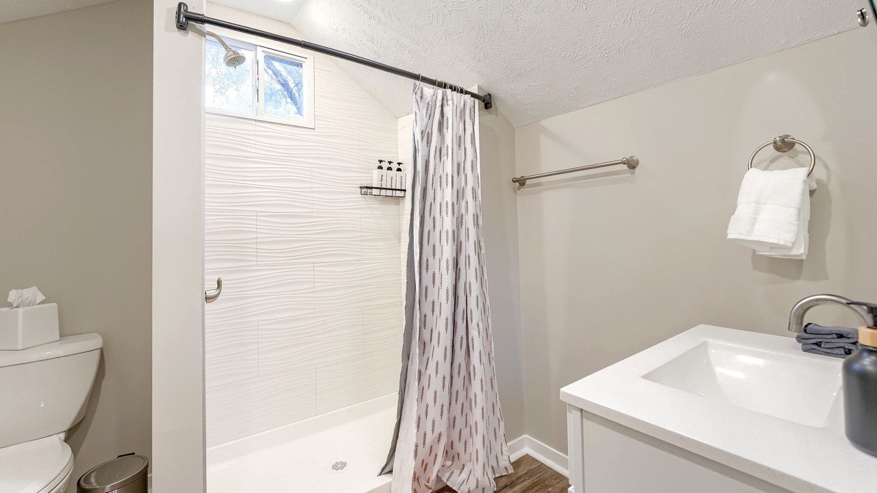 Photo of Bathroom in Dundee-Happy Hollow Historic District