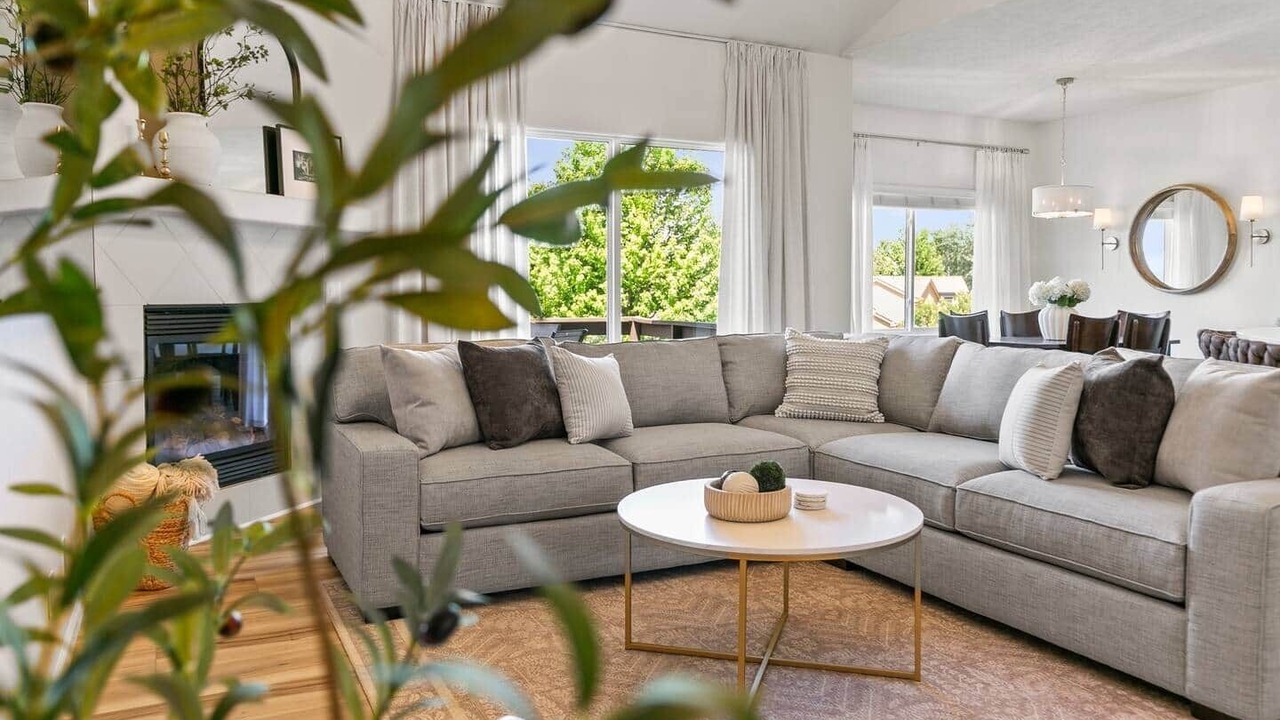 Photo of Livingroom in McArdle