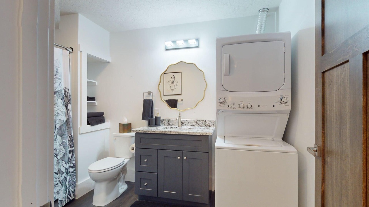 Photo of Bathroom in Grand Island