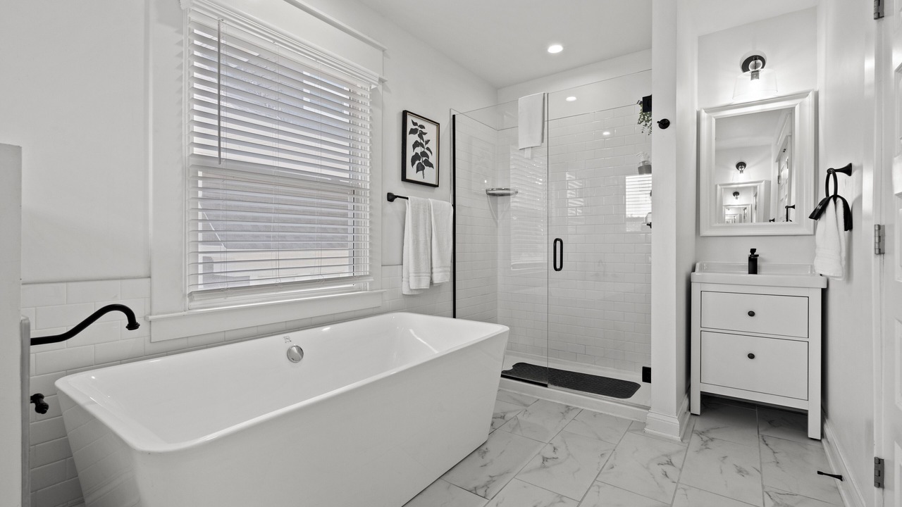 Photo of Bathroom in Hanover Place