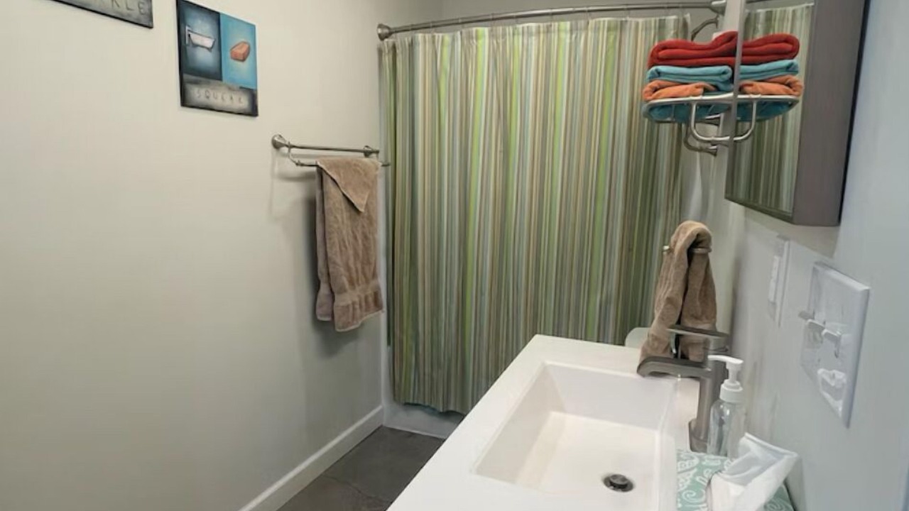 Photo of Bathroom in Peck