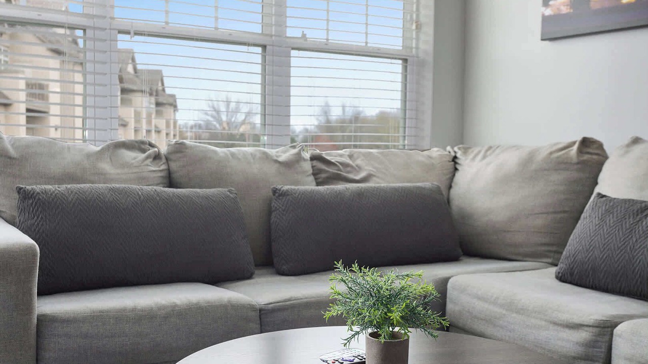 Photo of Livingroom in Overland Park