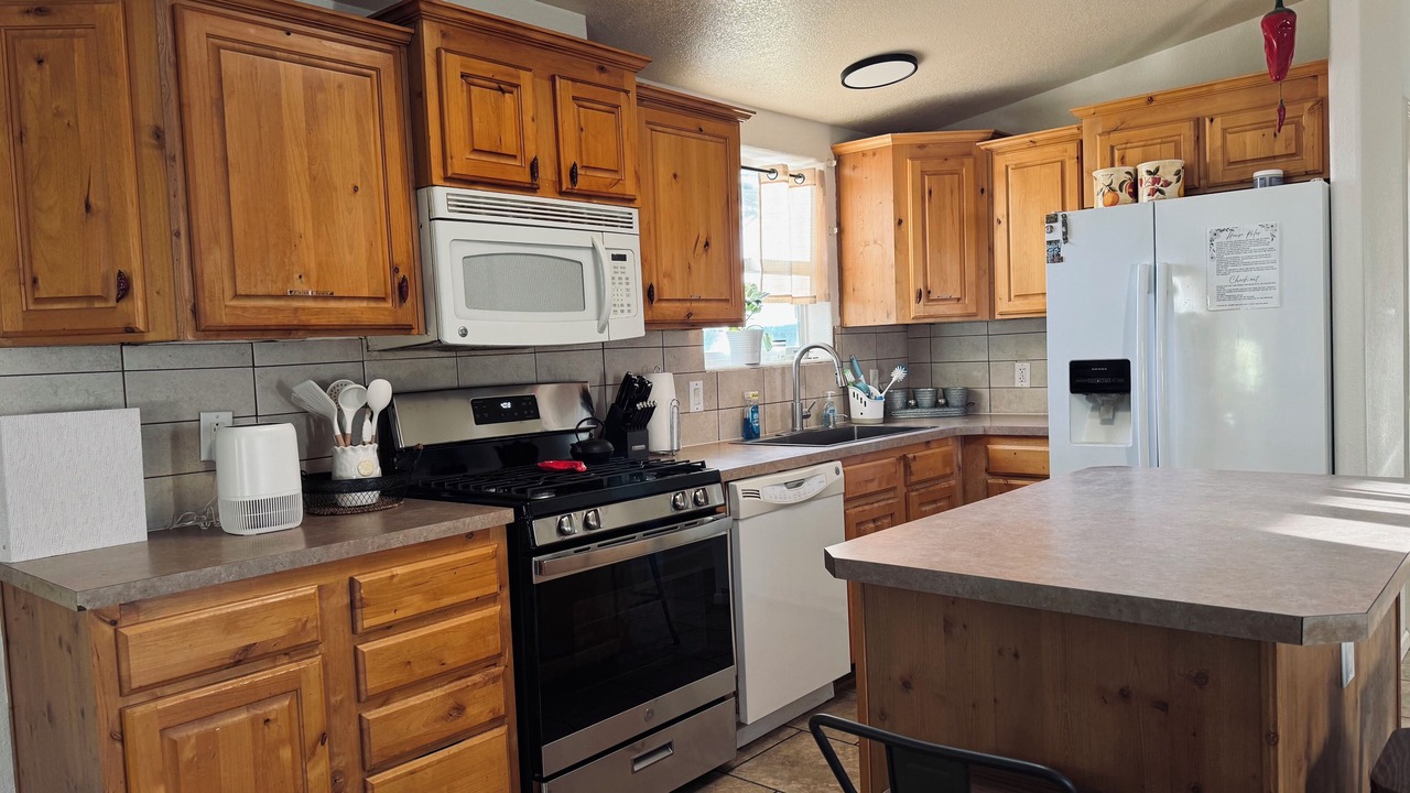 Photo of Kitchen in Aztec