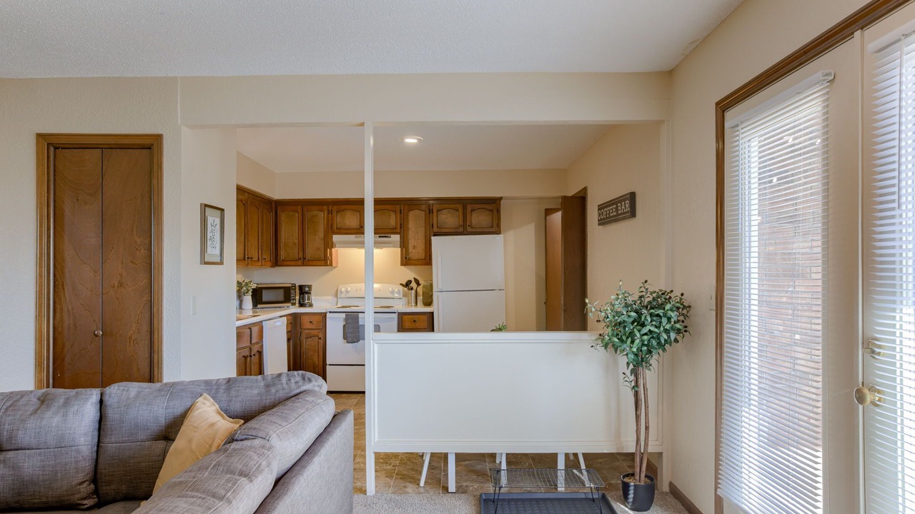 Photo of Livingroom in Platte City