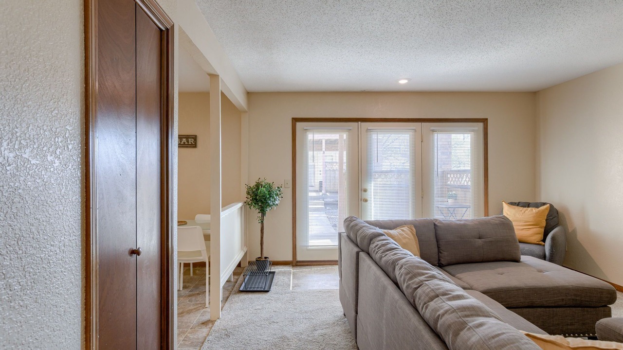 Photo of Livingroom in Platte City