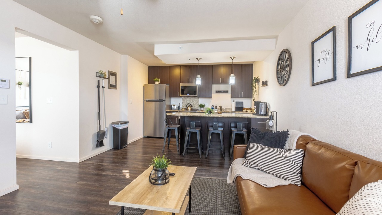 Photo of Livingroom in Prairie Village