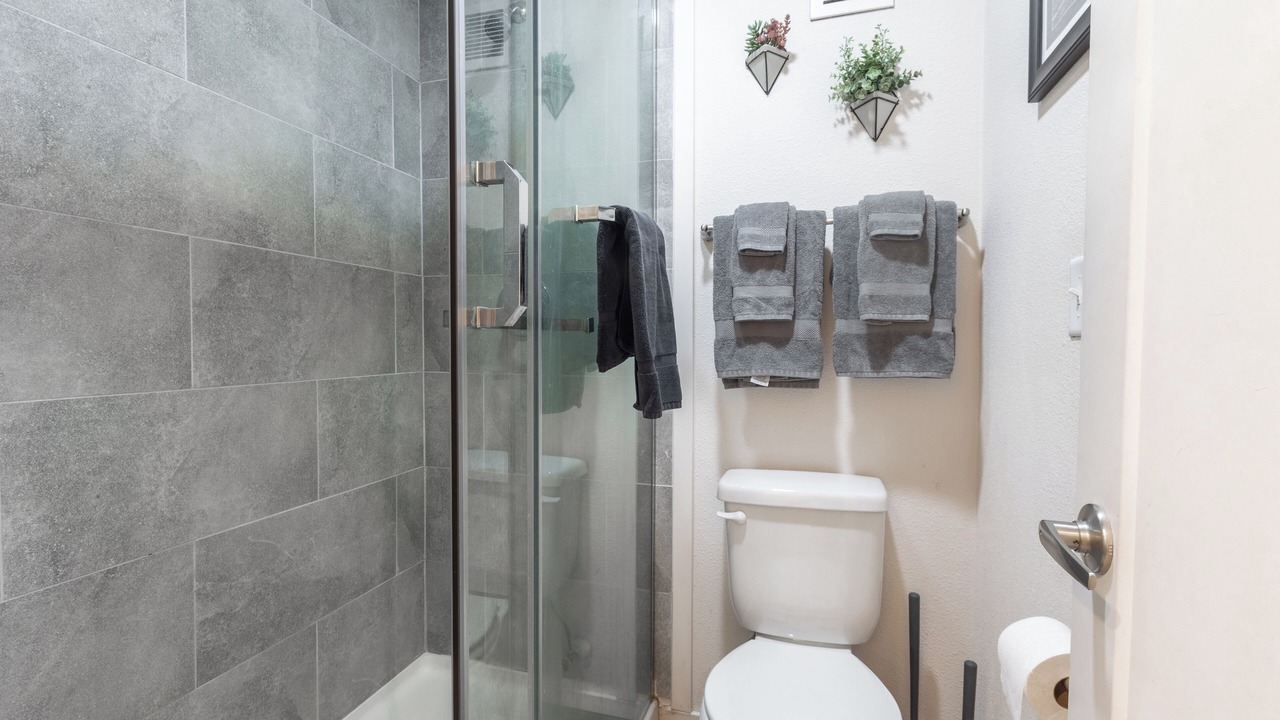 Photo of Bathroom in Prairie Village