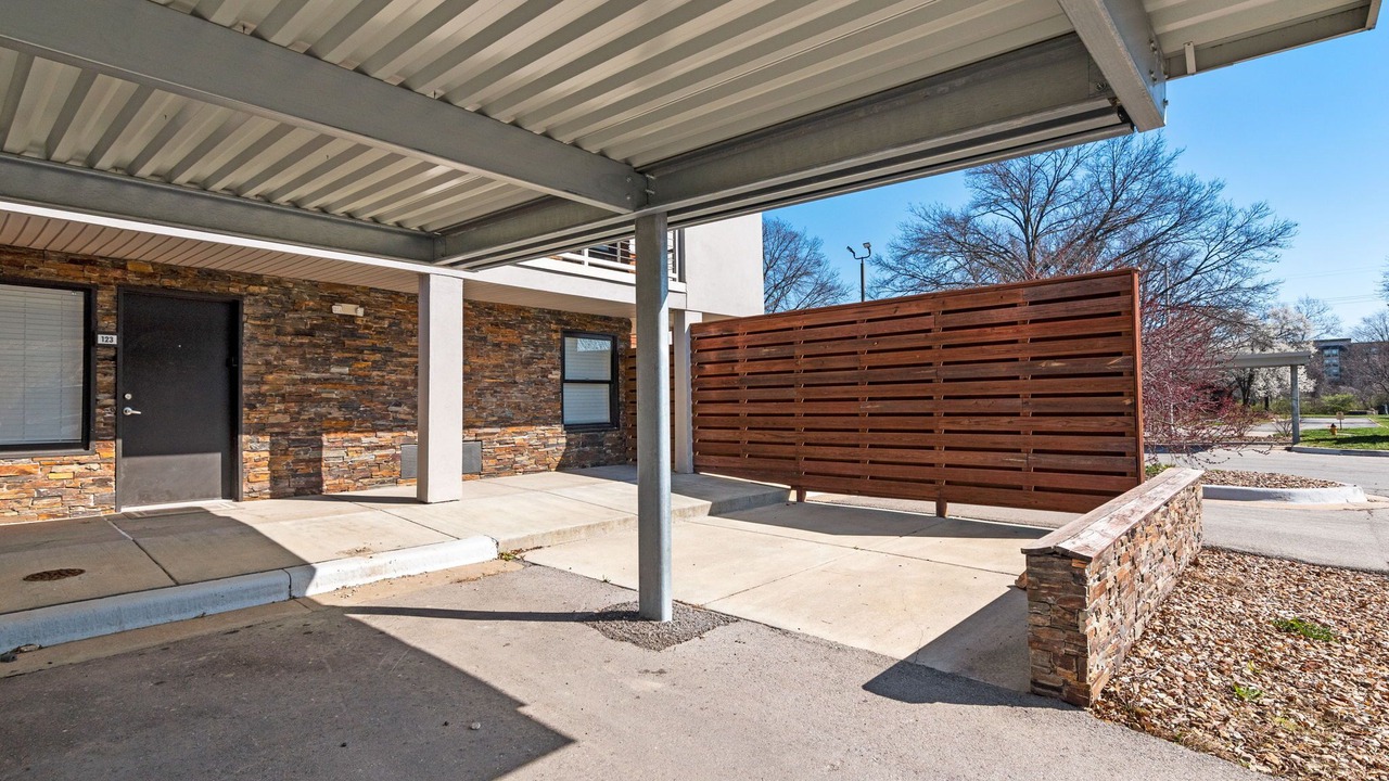 Photo of Outdoor in Overland Park