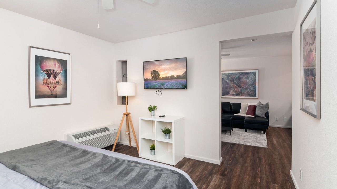 Photo of Bedroom in Overland Park