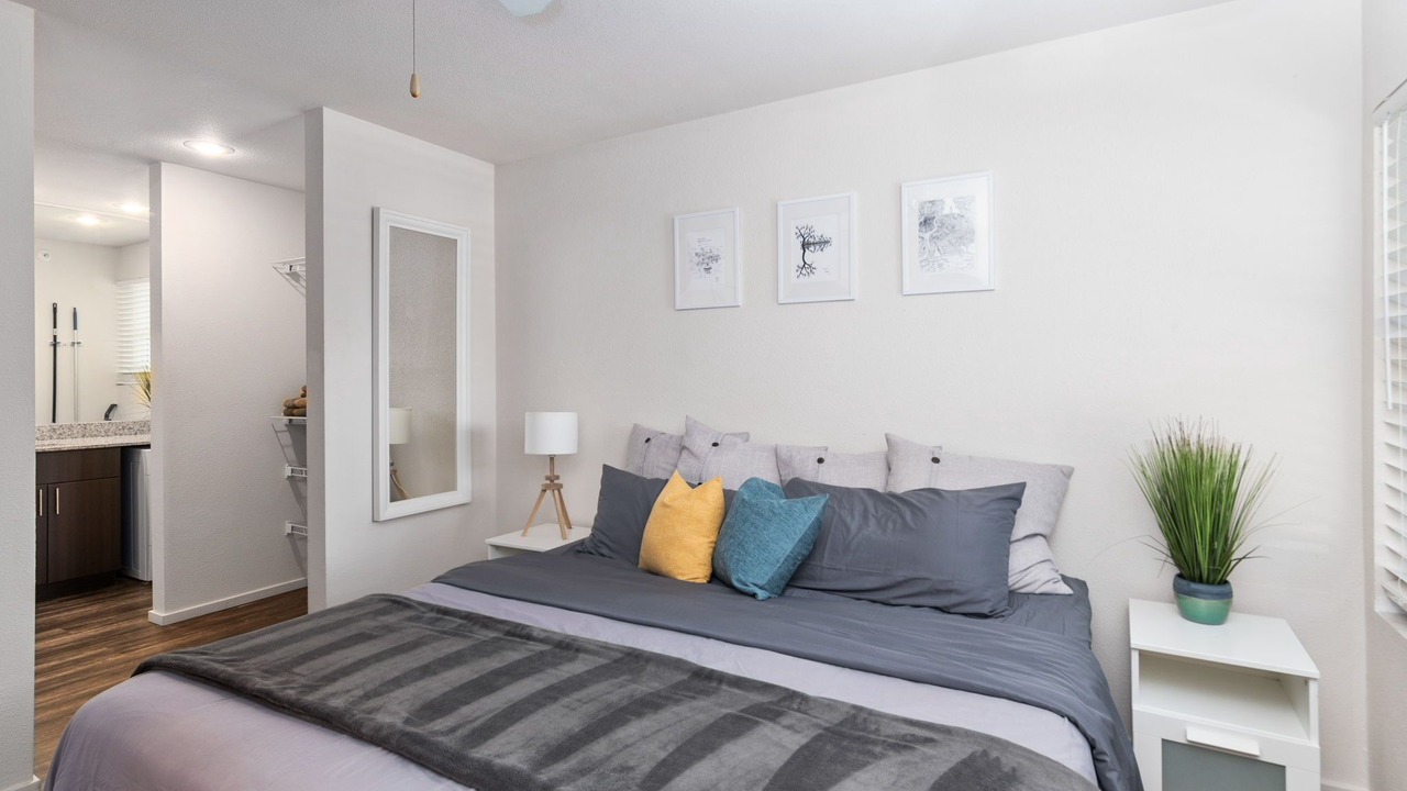 Photo of Bedroom in Overland Park