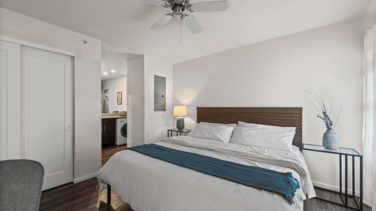 Photo of Bedroom in Prairie Village