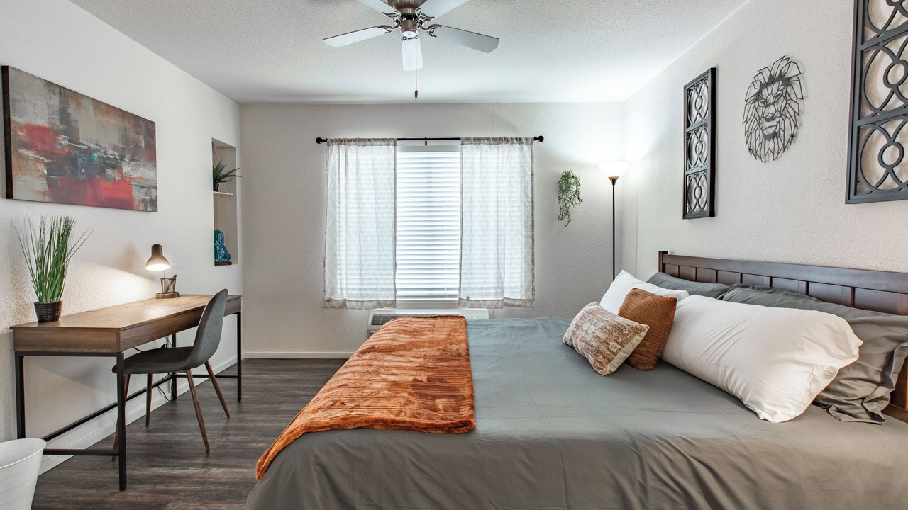 Photo of Bedroom in Overland Park
