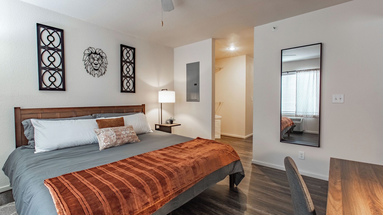 Photo of Bedroom in Overland Park