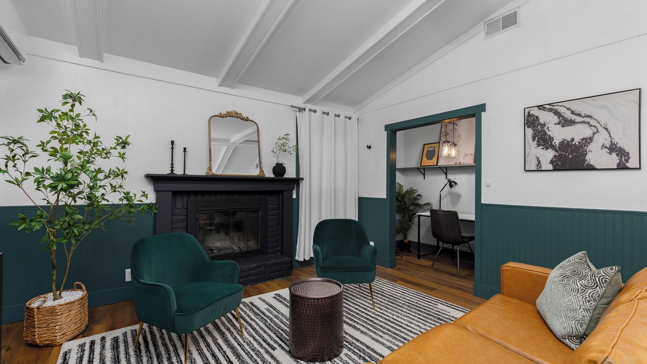 Photo of Livingroom in South Kansas City