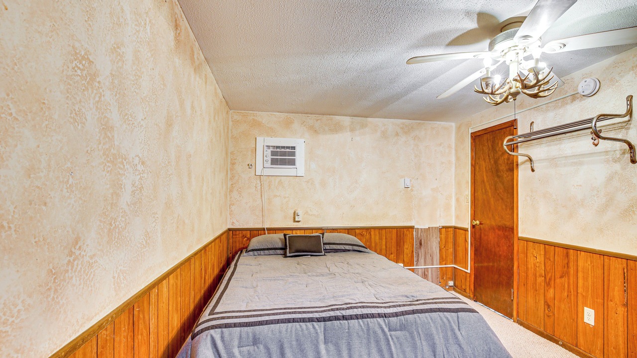 Photo of Bedroom in Lake Mills