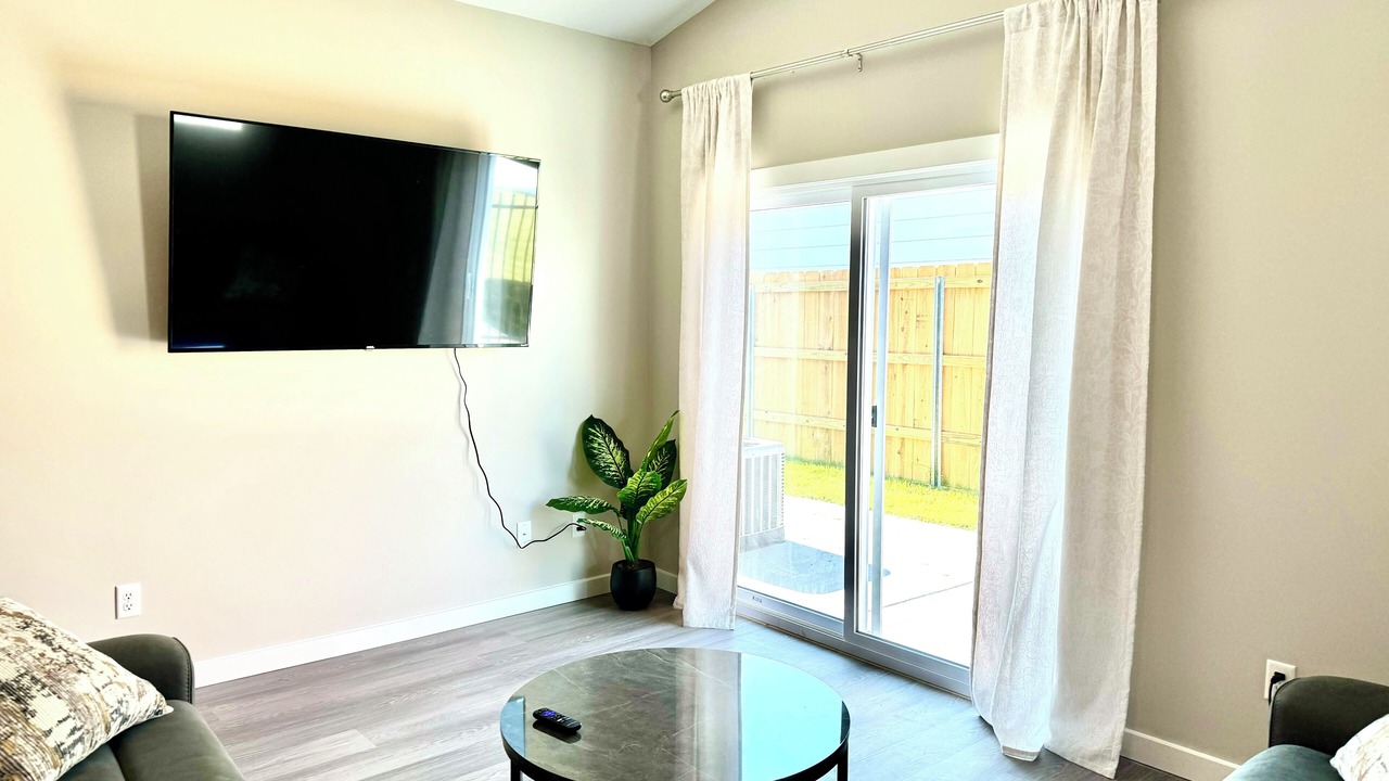 Photo of Livingroom in Bel Aire