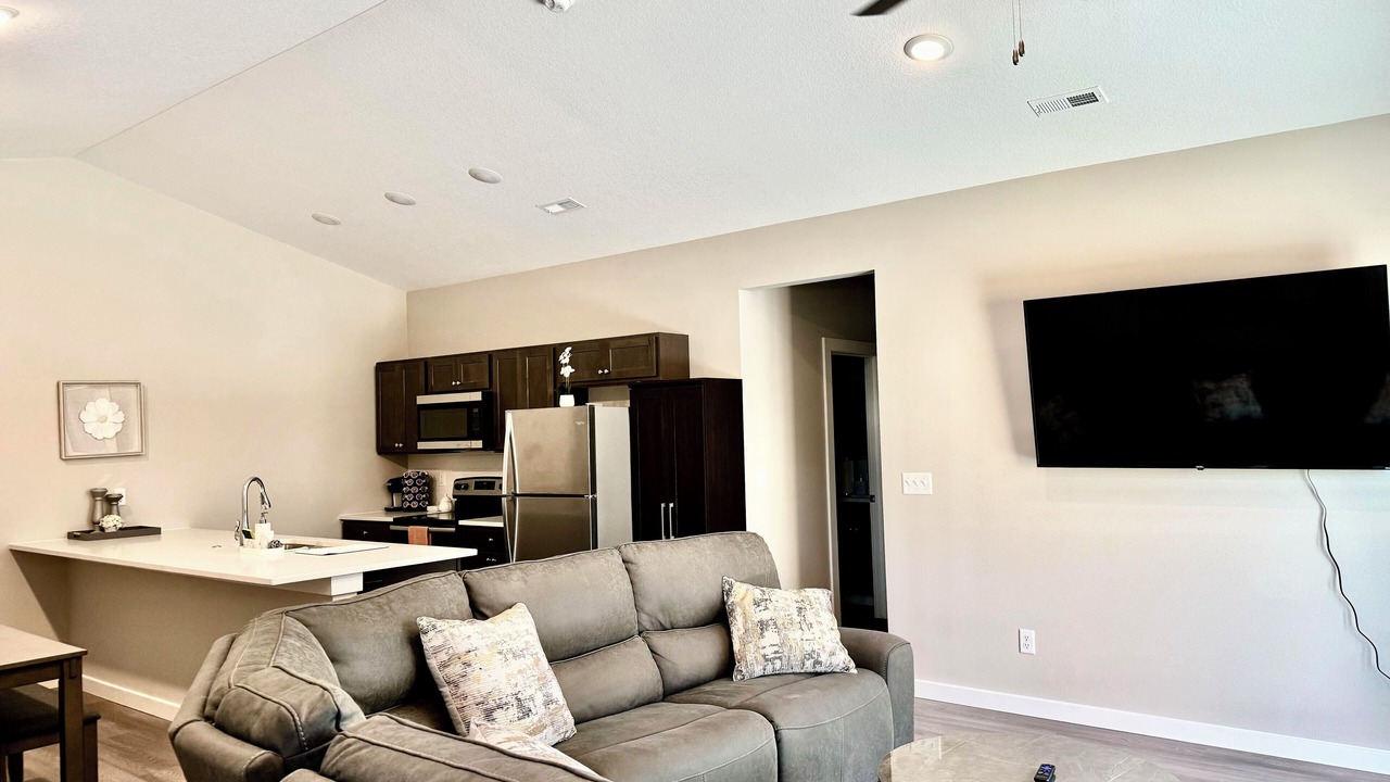Photo of Livingroom in Bel Aire