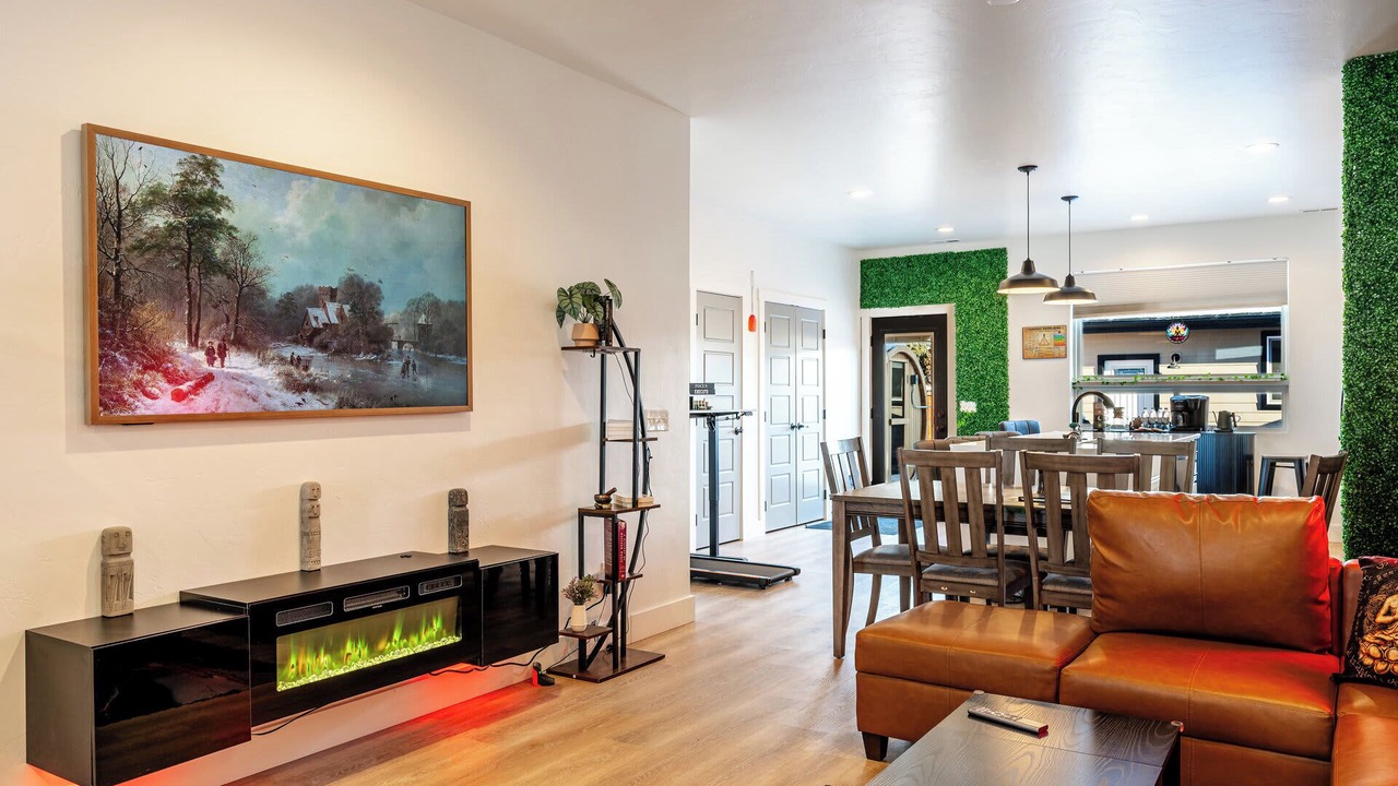 Photo of Livingroom in Sheridan