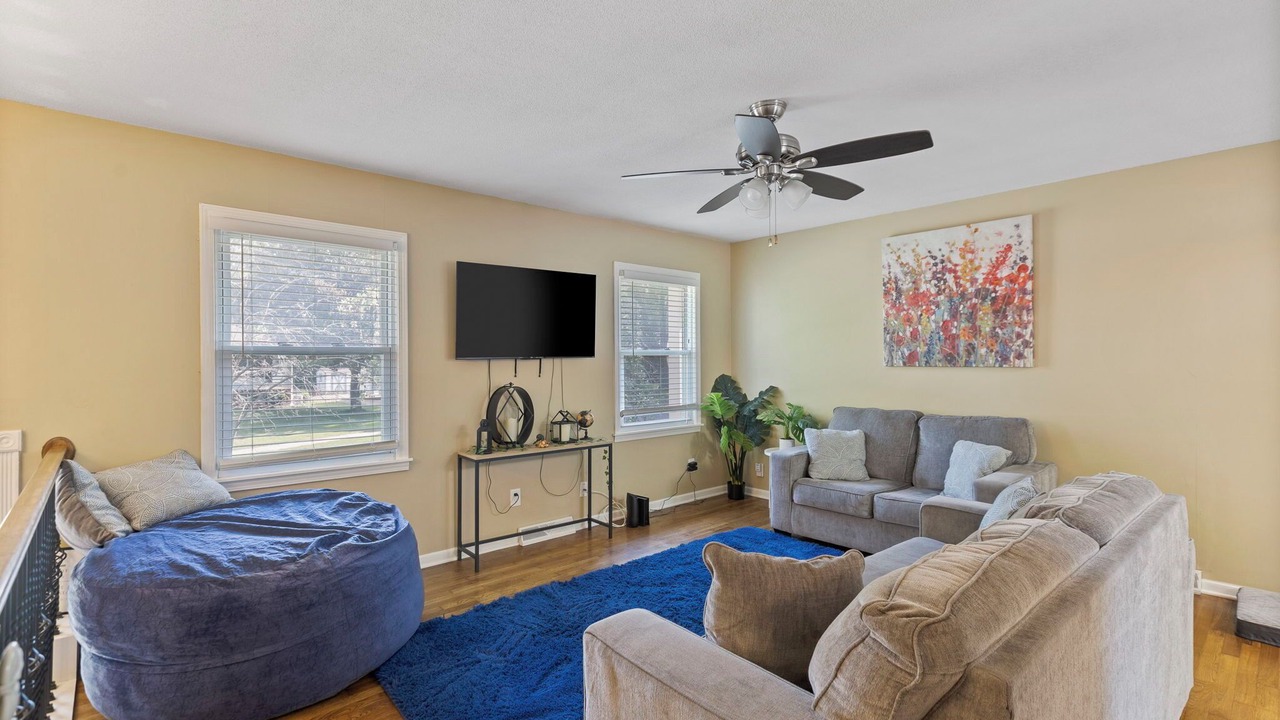 Photo of Livingroom in Lenexa