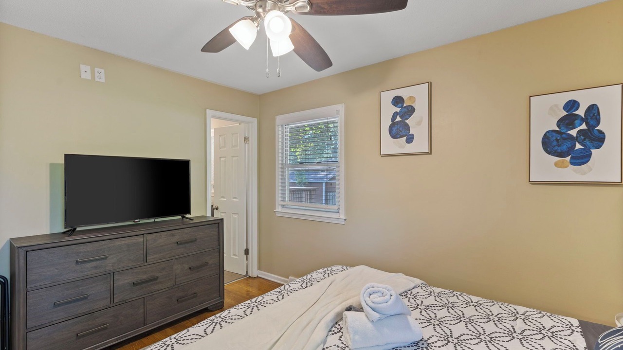 Photo of Bedroom in Lenexa