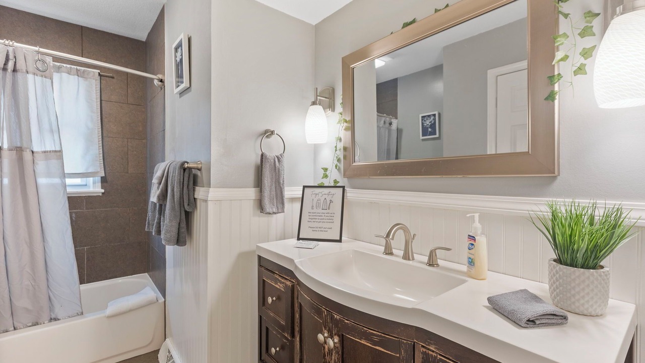 Photo of Bathroom in Lenexa