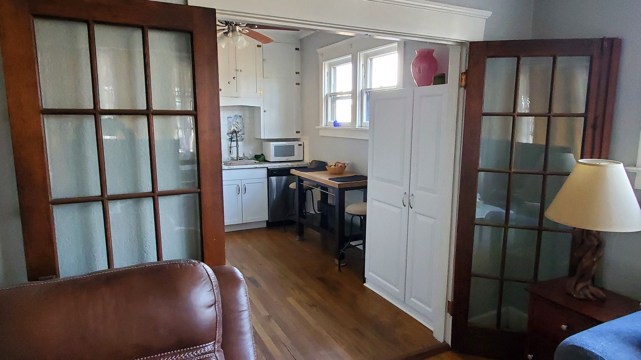 Photo of Livingroom in Northside