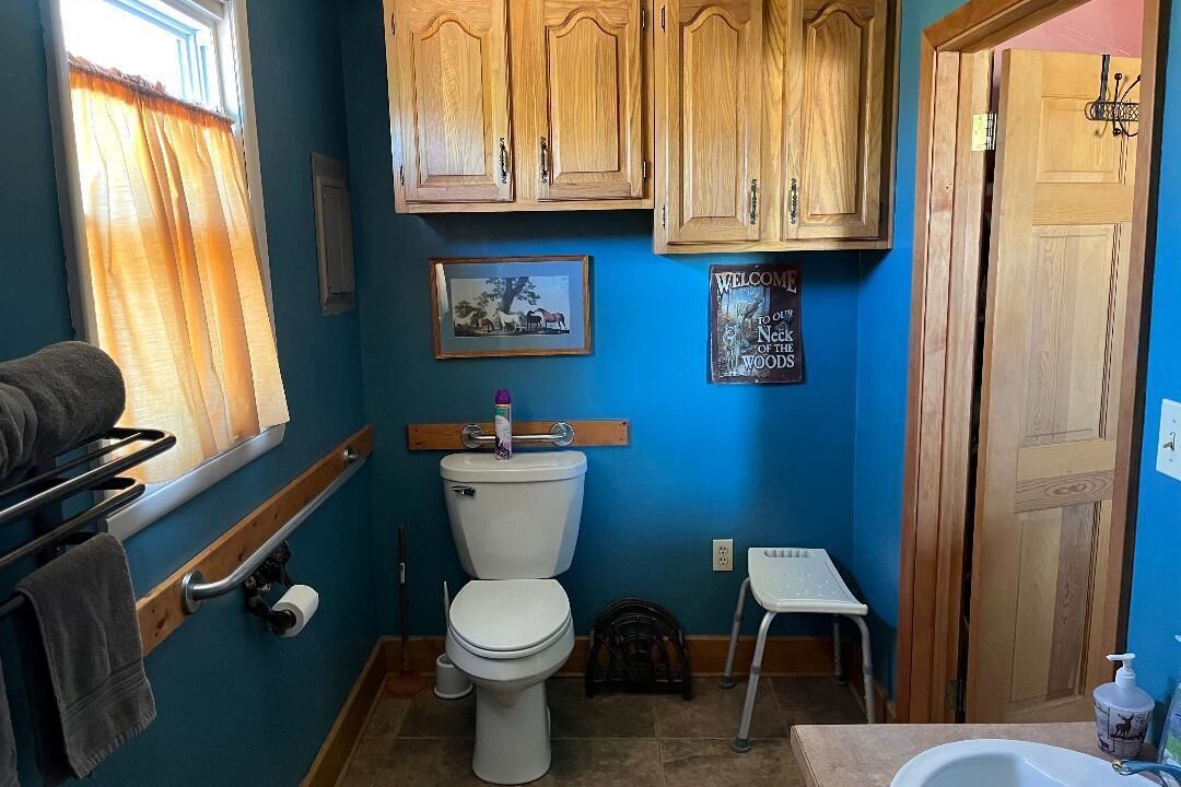 Photo of Bathroom in Graham County