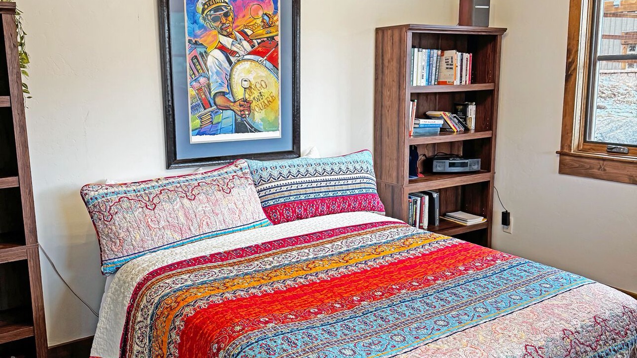 Photo of Bedroom in Summit Cove