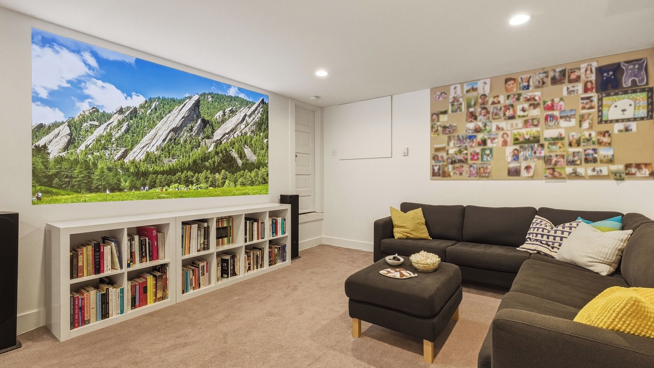 Photo of Livingroom in Whittier