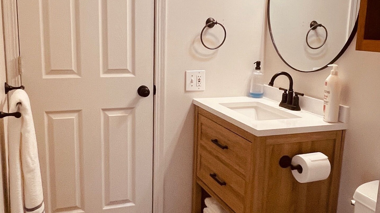 Photo of Bathroom in Sheridan County