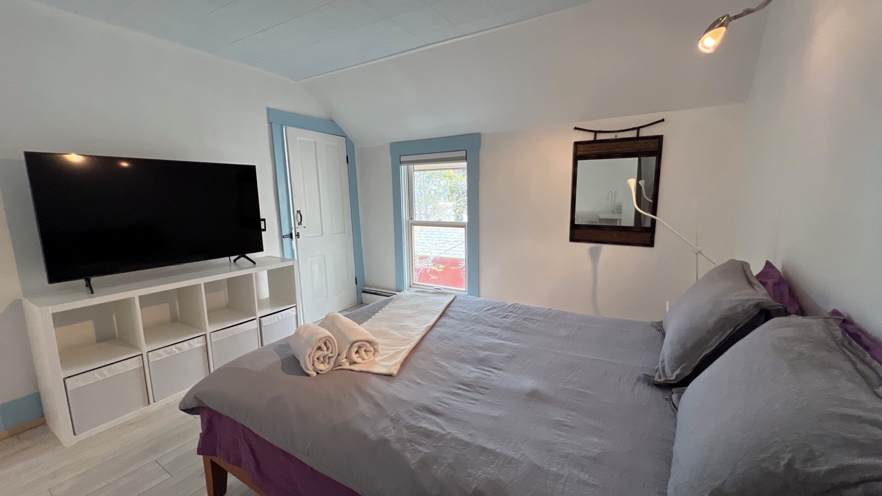 Photo of Bedroom in Idaho Springs