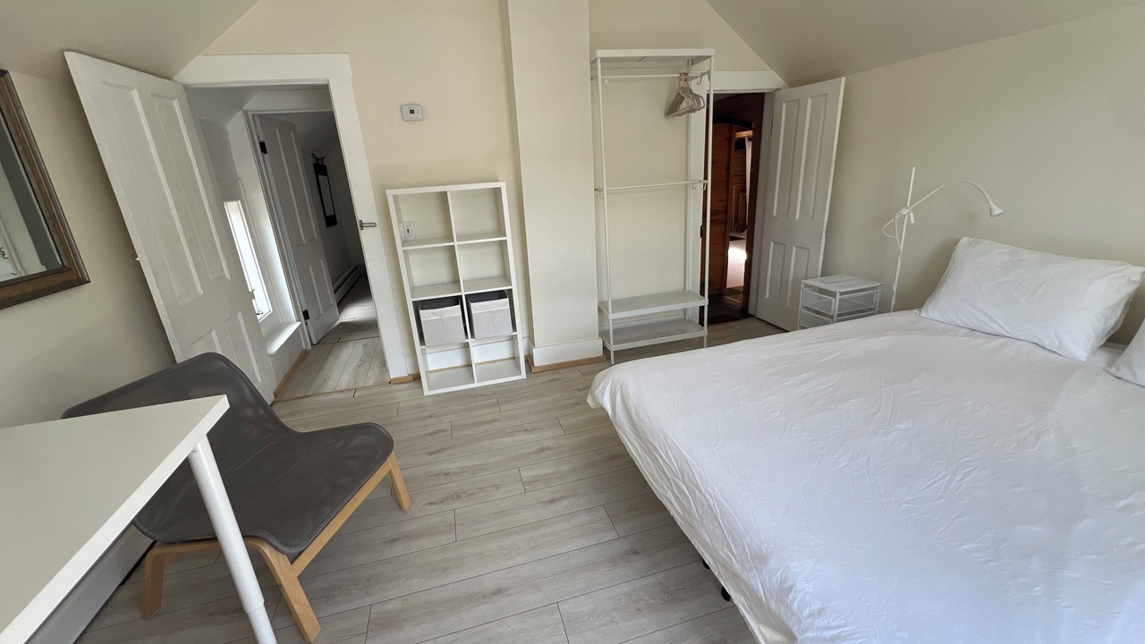 Photo of Bedroom in Idaho Springs
