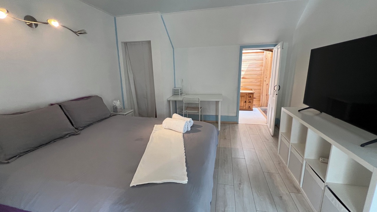 Photo of Bedroom in Idaho Springs