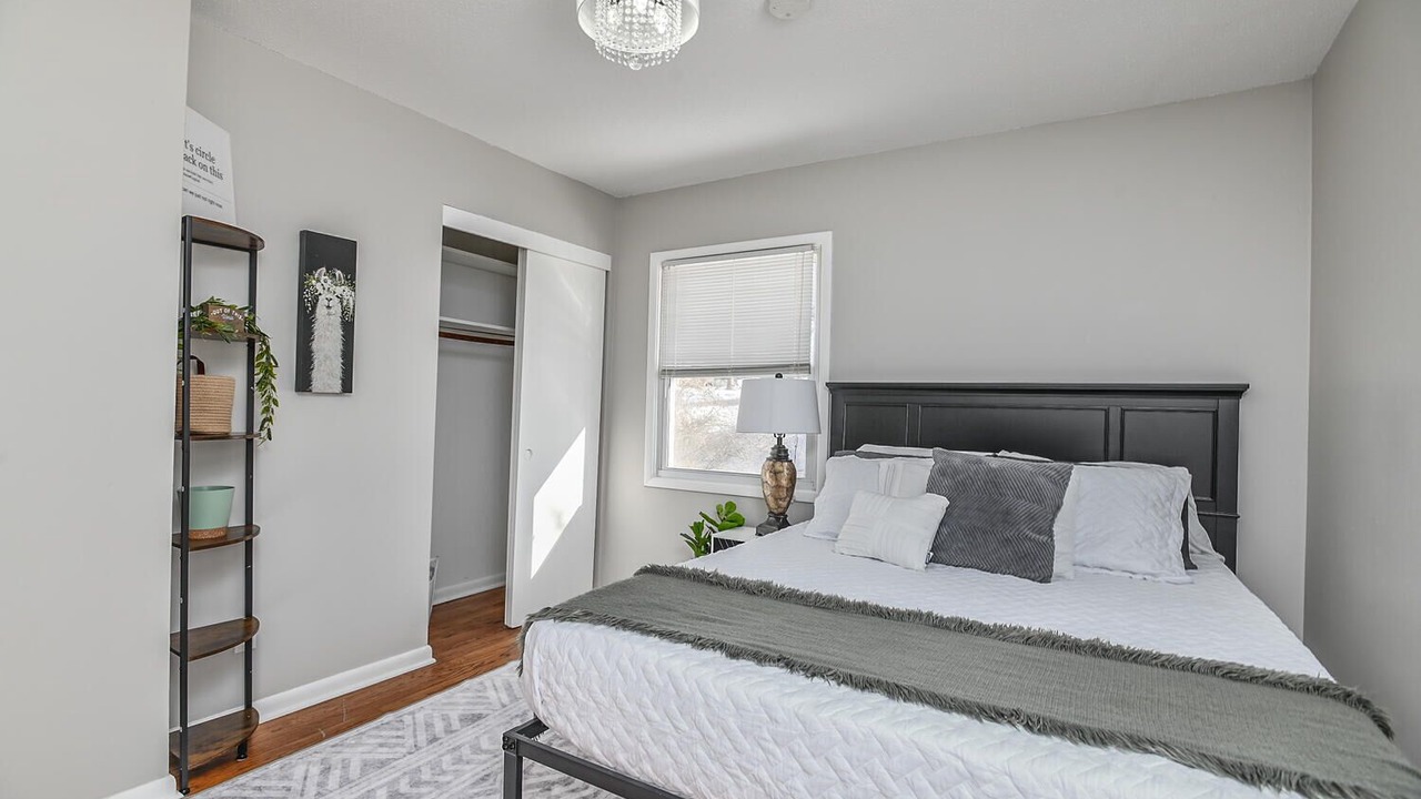 Photo of Bedroom in Waldron