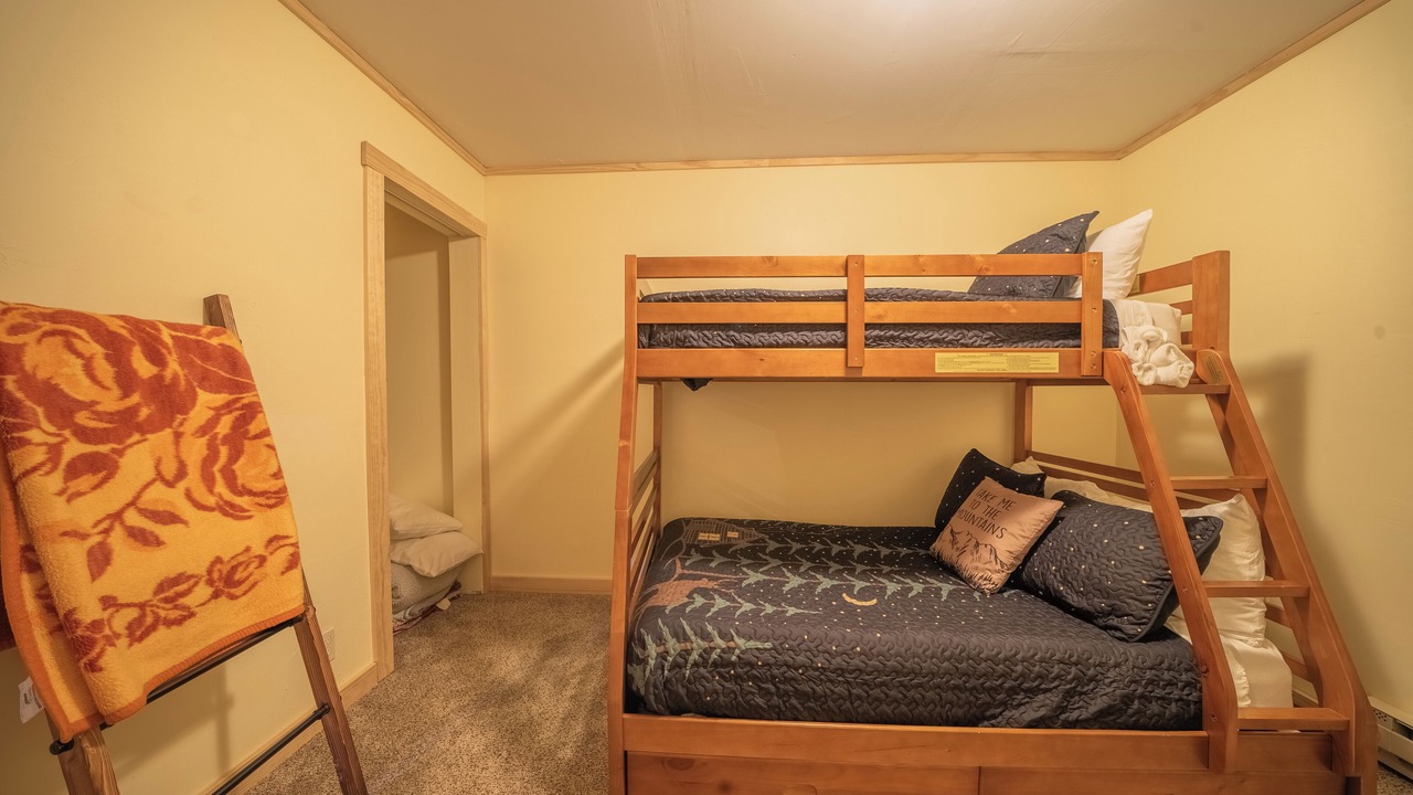 Photo of Bedroom in Valley of the Sun