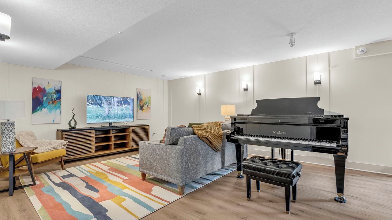 Photo of Livingroom in Overland Park