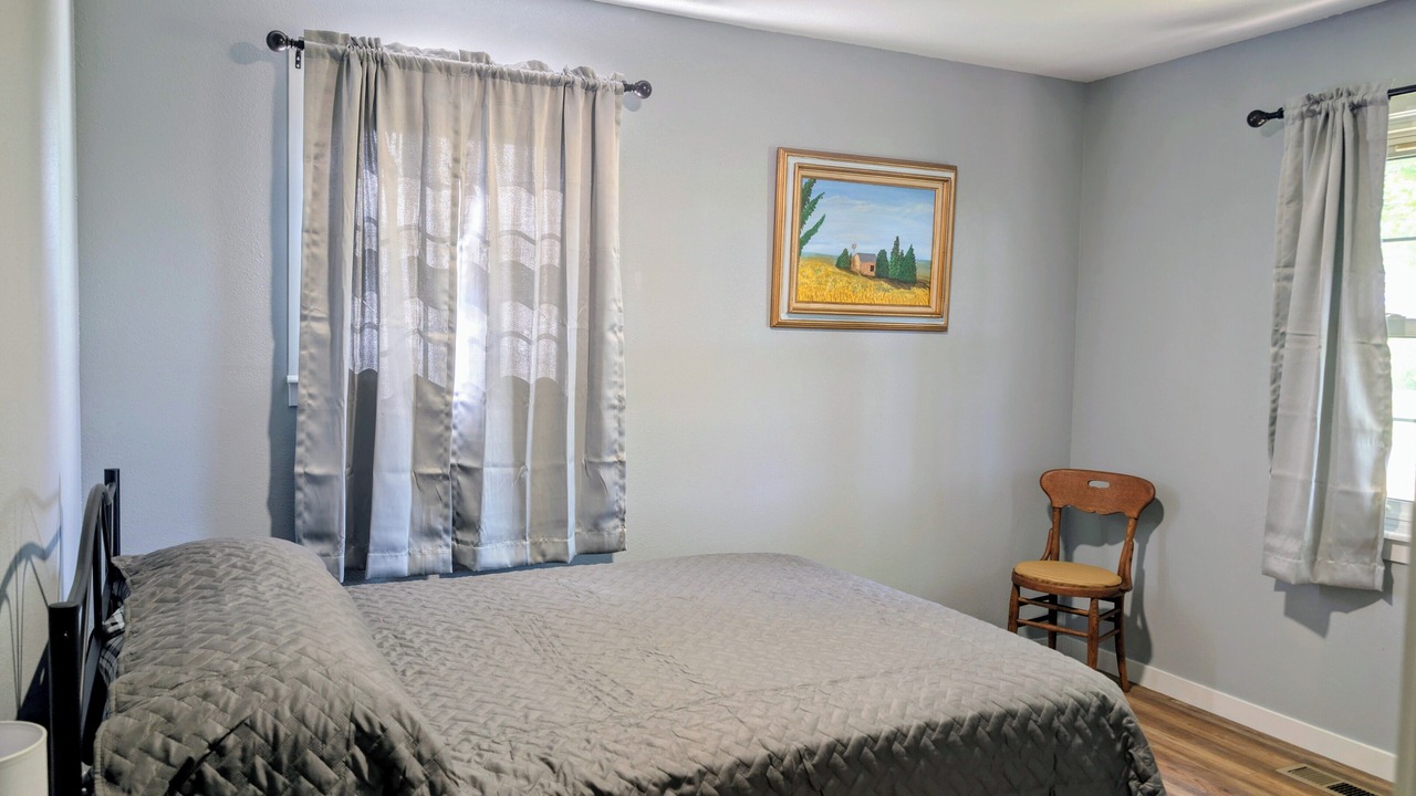 Photo of Bedroom in Chapman