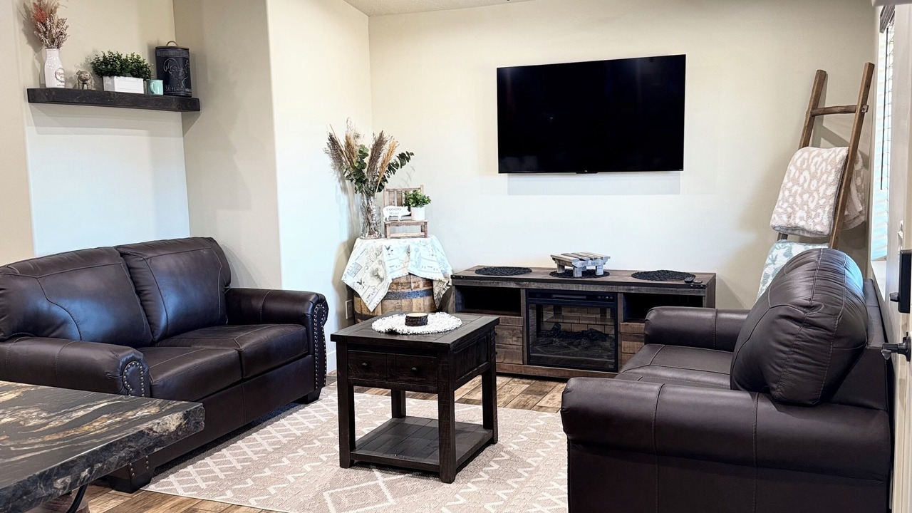 Photo of Livingroom in Torrey