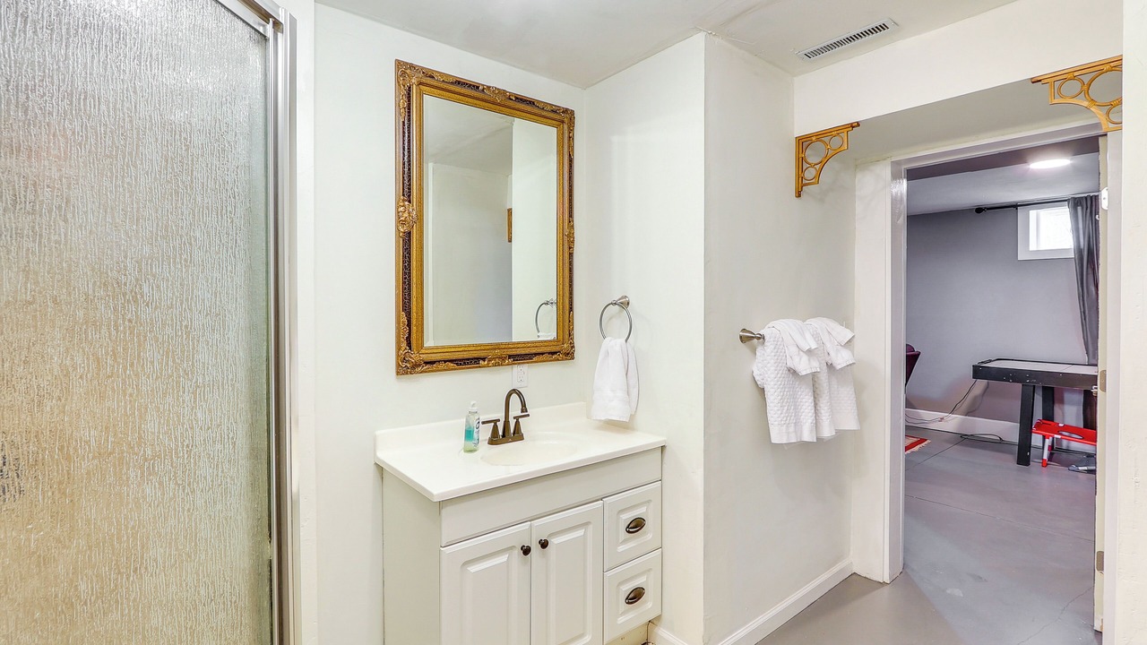 Photo of Bathroom in Hillsboro