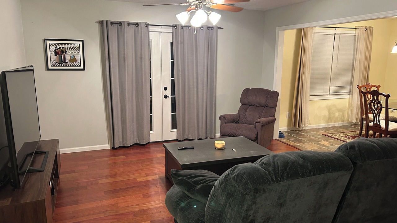 Photo of Livingroom in Emporia