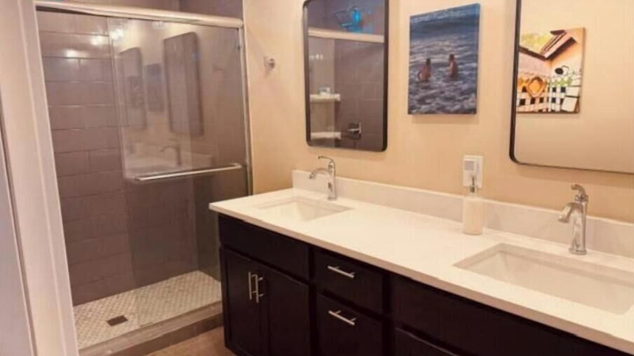 Photo of Bathroom in Limon