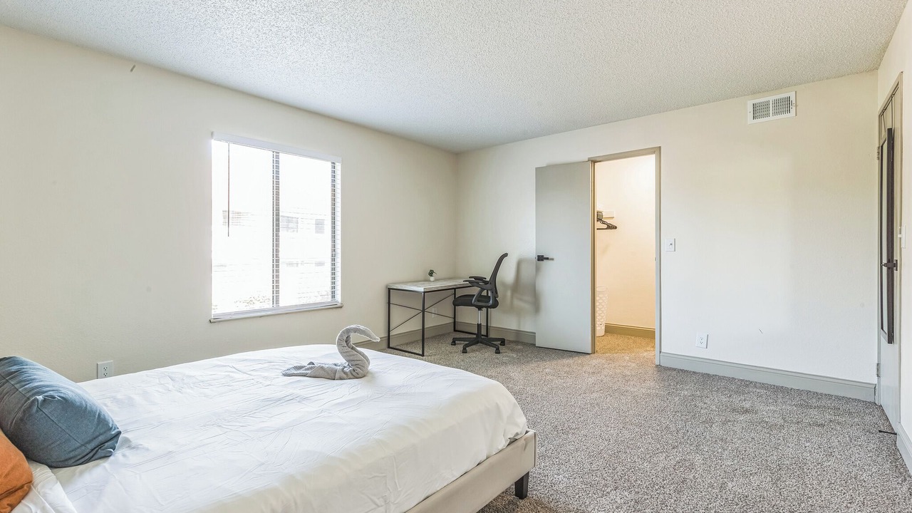 Photo of Bedroom in Lenexa