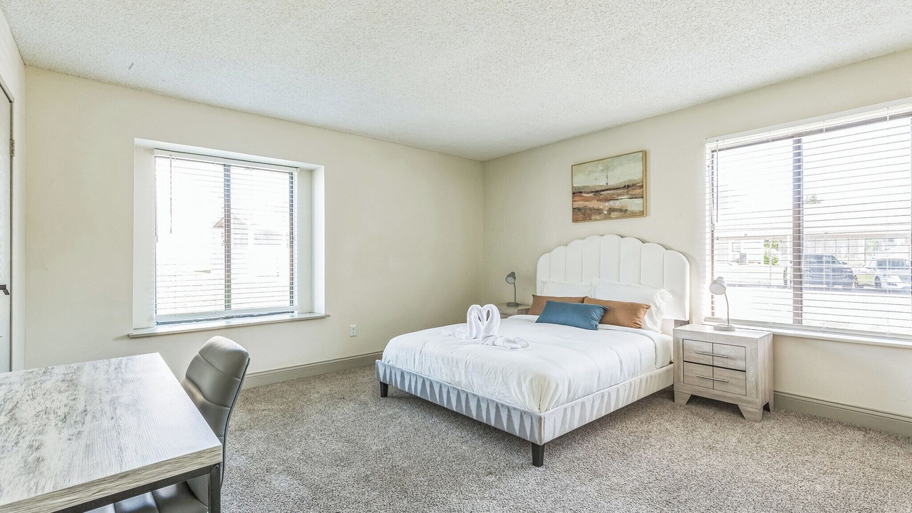 Photo of Bedroom in Lenexa